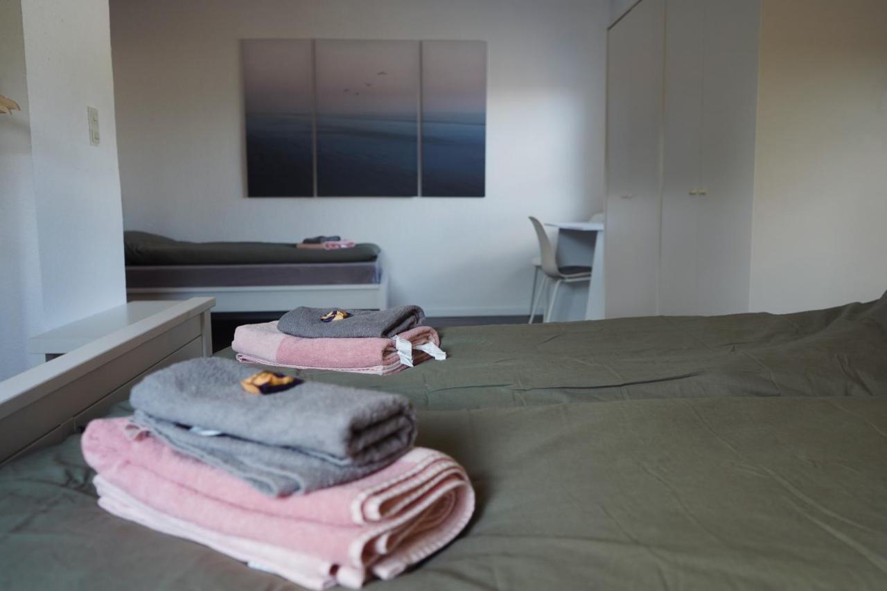 Unique: Geraeumig - Bhf-Nah - Parkplatz - Netflix Apartment Bremen Exterior photo